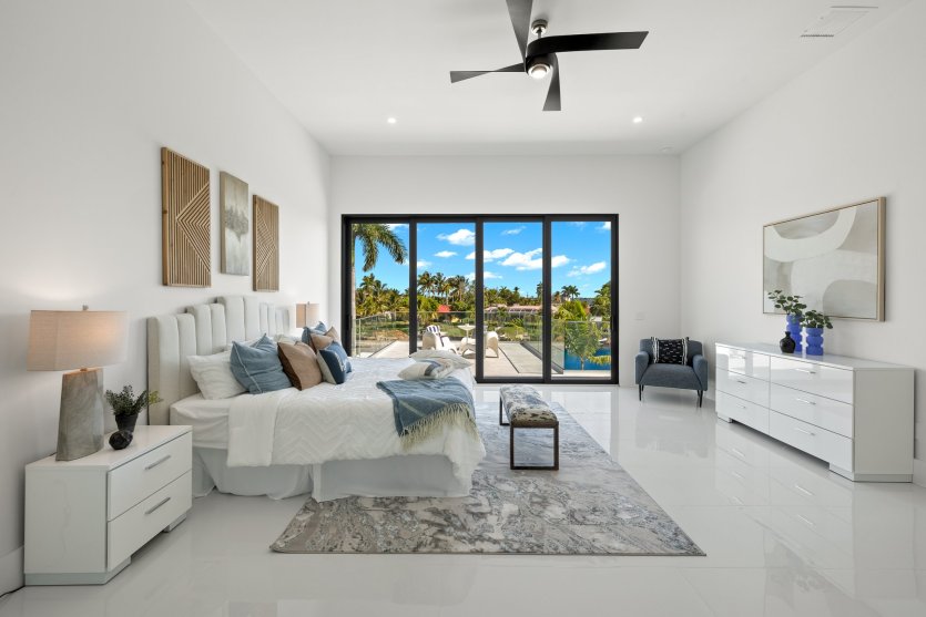 46-Guest-Bedroom-1-1-of-3